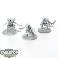 Tyraniden - 3 x Tyranid Warriors - teilweise bemalt