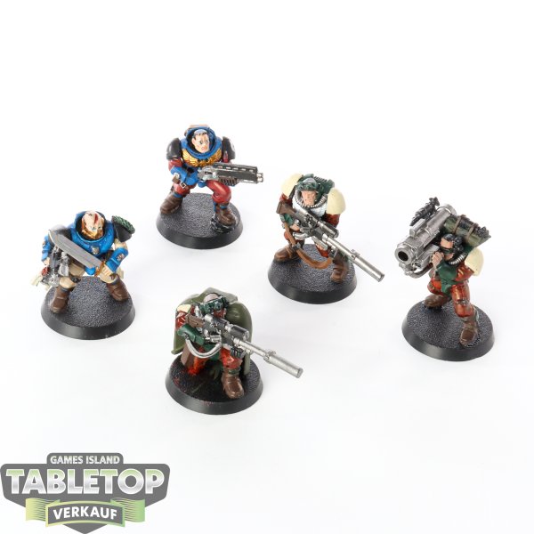 Space Marines - 5 x Scouts klassisch - bemalt