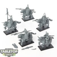 Warriors of Chaos - 5x Chaos Knights - unbemalt