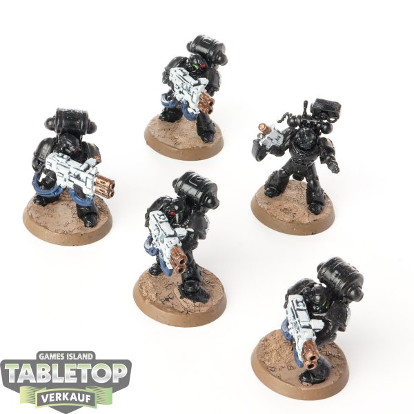 Iron Hands - 5x Devastator Squad - teilweise bemalt