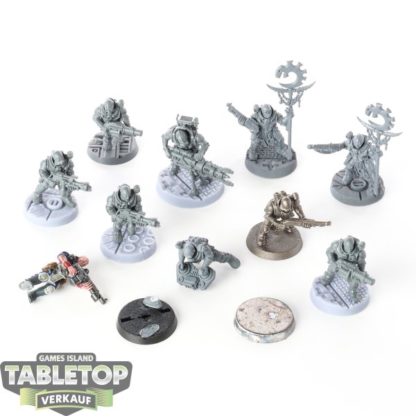 Genestealer Cults - 10x Neophyte Hybrids - teilweise bemalt