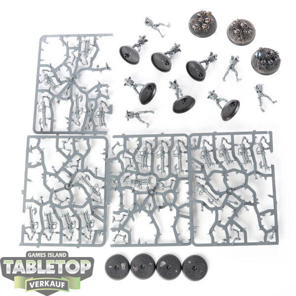 Necrons - 10x Necron Warriors - teilweise gebaut