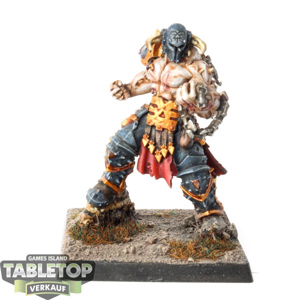 Blades of Khorne - Slaughterpriest with Hackblade and Wrath-hammer - bemalt