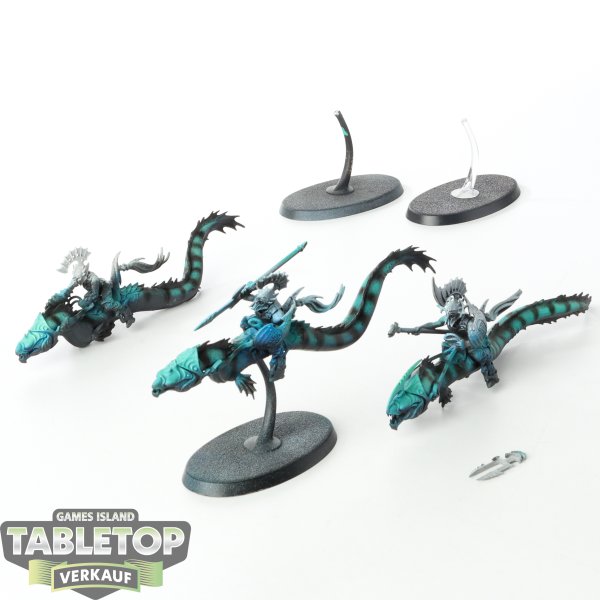 Idoneth Deepkin - 3 x Akhelian Morrsarr Guard - teilweise bemalt