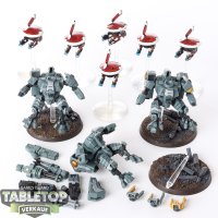 Tau Empire - XV8 Crisis Battlesuit Team - bemalt