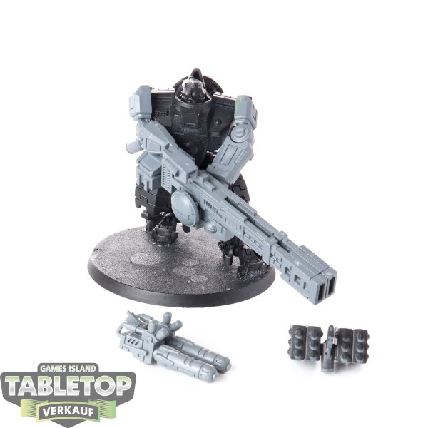 Tau Empire - XV88 Broadside Battlesuit - grundiert