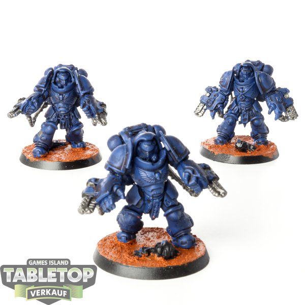 Space Marines - 3 Primaris Aggressors - teilweise bemalt