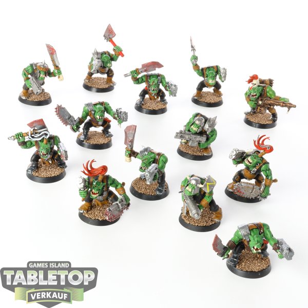 Orks - 13x Ork Boyz - bemalt