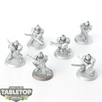 Grey Knights - 6x Strike Marines - grundiert