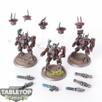 Tau Empire - 3 x XV8 Crisis Battlesuit Team - bemalt