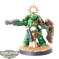 Space Marines - Lieutenant with storm shield - bemalt