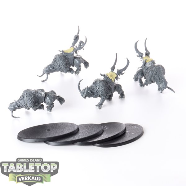 Ogor Mawtribes - 4 x Mournfang Pack - teilweise gebaut