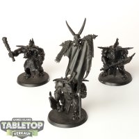 Beastmen Brayherds - 3 x Bullgors - grundiert