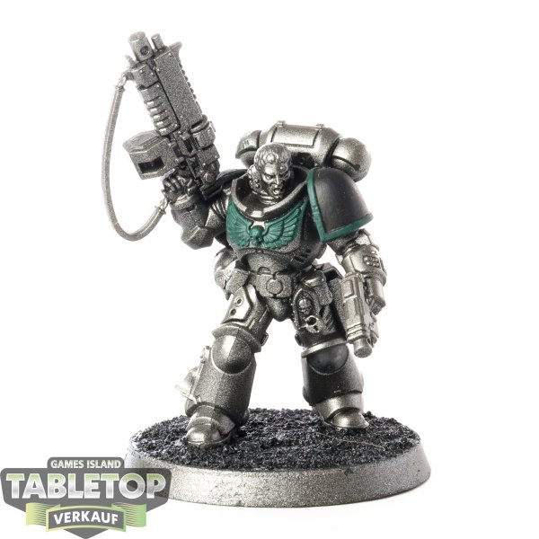 Space Marines - Lieutenant - teilweise bemalt