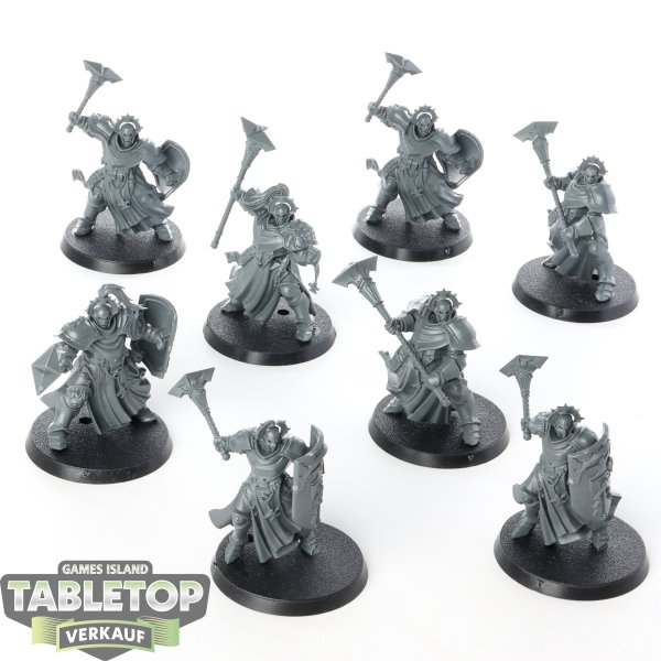 Stormcast Eternals - 8 Sequitors - unbemalt