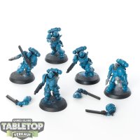 Space Marines - 5 Assault Intercessors - teilweise bemalt