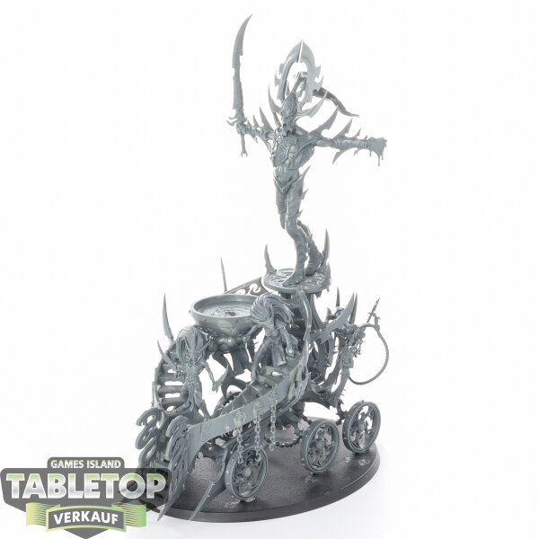 Daughters of Khaine - Slaughter Queen on Cauldron of Blood - unbemalt