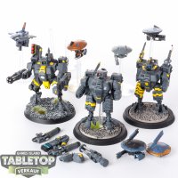 Tau Empire - 3x XV8 Crisis Battlesuit Team - bemalt