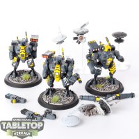 Tau Empire - 3x XV8 Crisis Battlesuit Team - bemalt