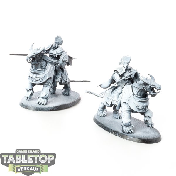 Stormcast Eternals - 2 x Fulminators - teilweise bemalt