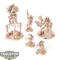 Necrons - 5x Necrons Royal Court - grundiert