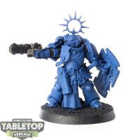 Space Marines - Lieutenant with Storm Shield - teilweise...