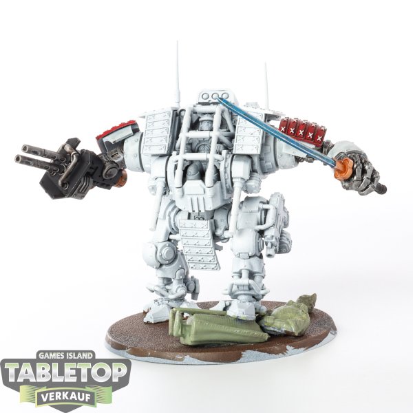 Space Marines - Primaris Invictor Tactical Warsuit - teilweise bemalt