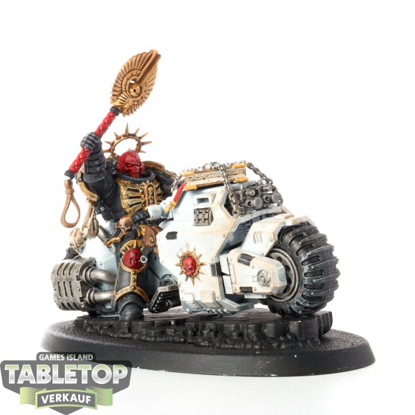 Space Marines - Primaris Chaplain on Bike - bemalt