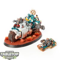 Space Marines - Primaris Captain on Bike - bemalt