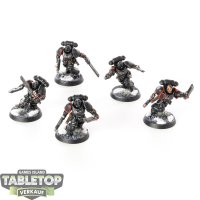 Space Marines - 5 x Assault Intercessors - bemalt