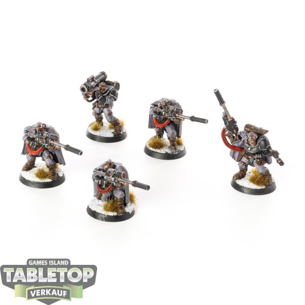 Space Marines - 5 x Scouts klassisch - bemalt