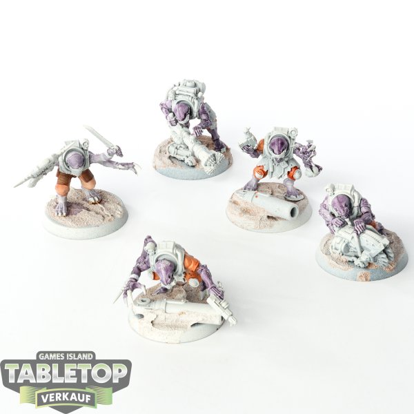 Genestealer Cults - 5x Acolyte Hybrids - teilweise bemalt