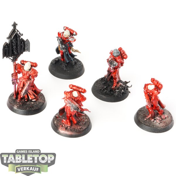 Adepta Sororitas - 5x Battle Sisters Squad - teilweise bemalt