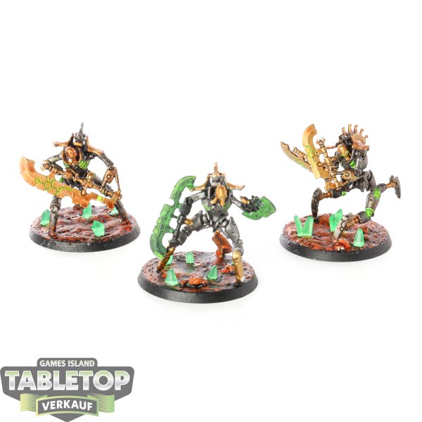 Necrons - 3x Skorpekh Destroyers - bemalt