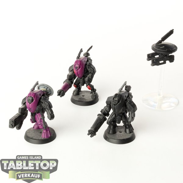 Tau Empire - 3 XV25 Stealth Battlesuits - teilweise bemalt