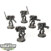 Space Marines - 5 Assault Squad - grundiert