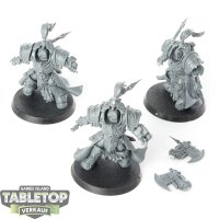 Adeptus Custodes - 3 x Allarus Custodians - teilweise gebaut