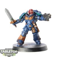 Space Marines - Primaris Lieutenant with Power Sword -...