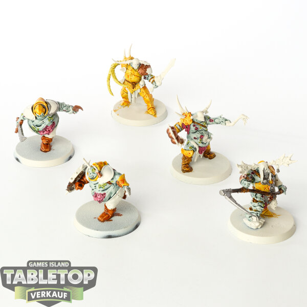 Maggotkin of Nurgle - 5 x Putrid Blightkings - teilweise bemalt