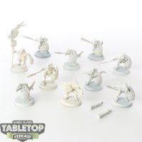 Seraphon - 10x Saurus Warriors - grundiert