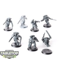 Space Marines - 7x Assault Intercessors - teilweise bemalt