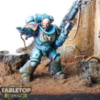 Ultramarines - Intercessor Diorama Display - gut bemalt