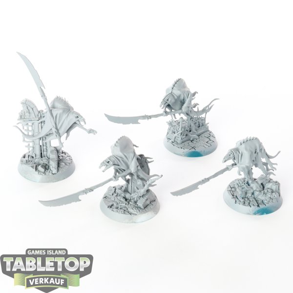 Nighthaunt - 4x Glaivewraith Stalkers - grundiert