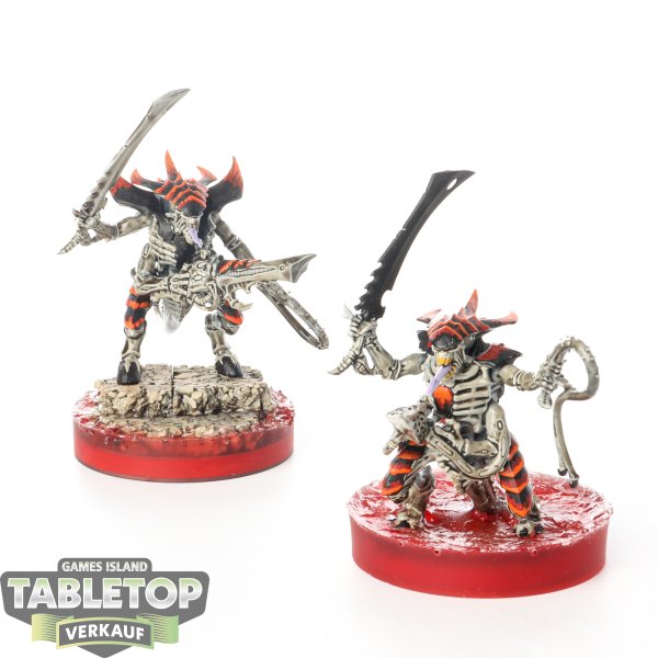 Tyraniden - 2 x Tyranid Warriors - bemalt