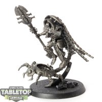 Necrons - Cryptek - grundiert