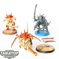 Tyraniden - 3x Tyranid Warriors - teilweise bemalt