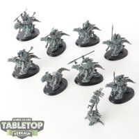 Seraphon - 8 Saurus Kngihts - im Gussrahmen