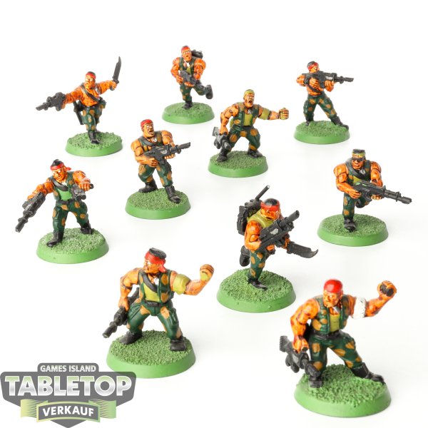 Astra Militarum - 10 x Catachan Jungle Fighters - bemalt