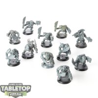 Orks - 11x Ork Boyz - unbemalt