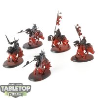 Soulblight Gravelords - 5x Blood Knights - teilweise bemalt